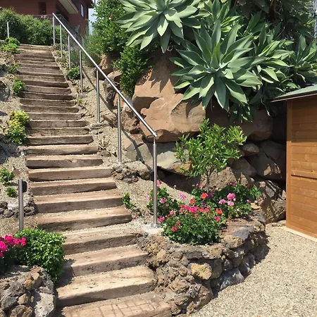 Etna: Private Pool Retreat For 5 In Sicily Holiday home *